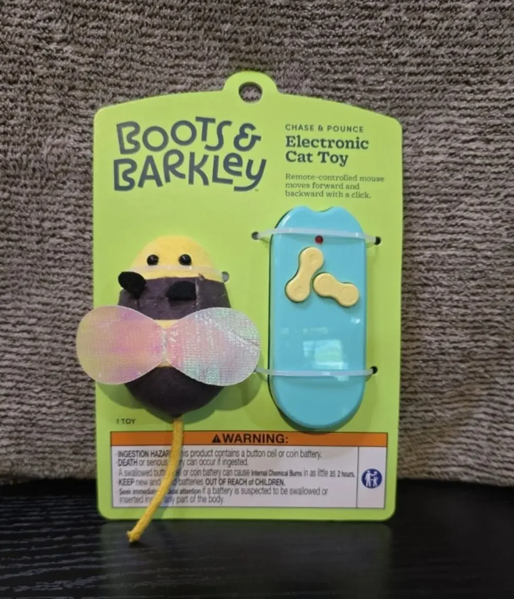 BOOTS & BARKLEY | ELECTRONIC REMOTE CONTROL CAT TOY | BRAND NEW!